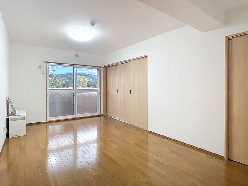 居室・リビング　301参照