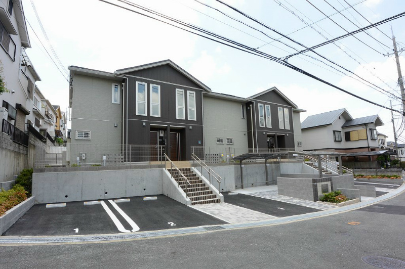 建物外観　グランシャリオ