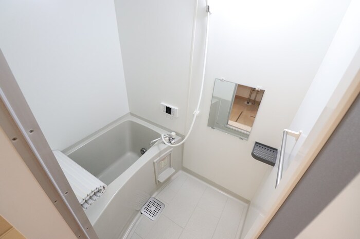 バス・シャワールーム　日々の暮らしに欠かせないお風呂です