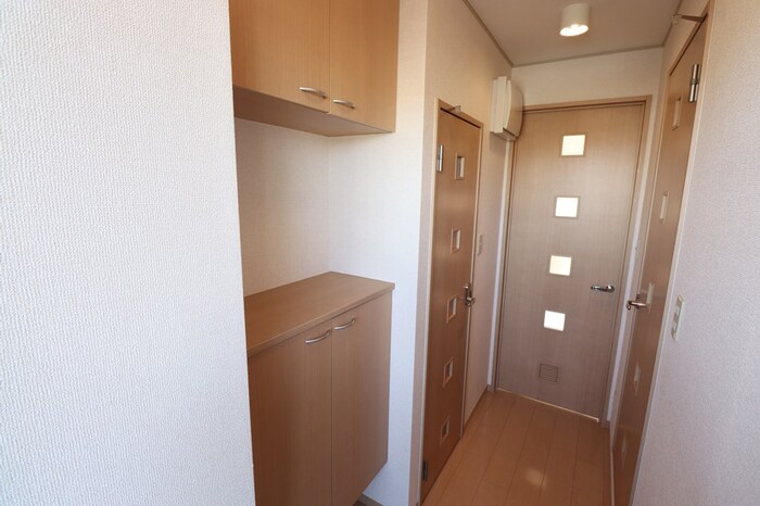 玄関　シューズボックスです