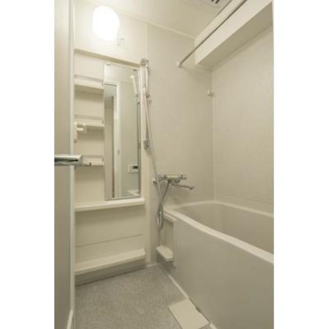 バス・シャワールーム　※写真は同タイプ住戸です。