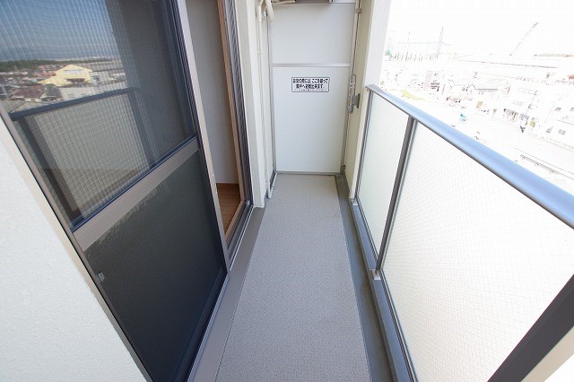 バルコニー　※別号室の写真使用中