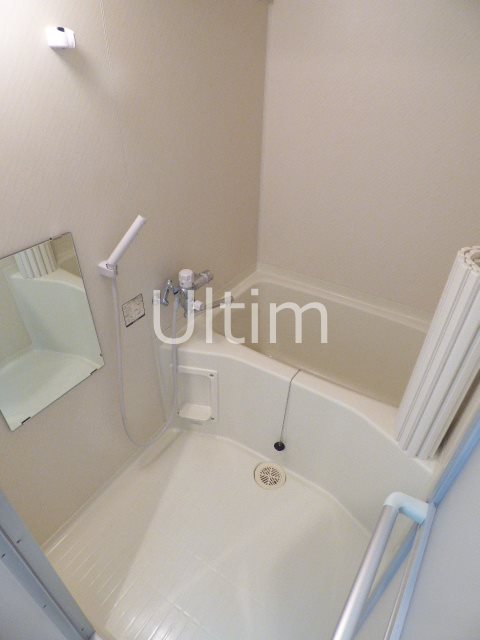 バス・シャワールーム　別部屋のお写真です。ご参考までに！