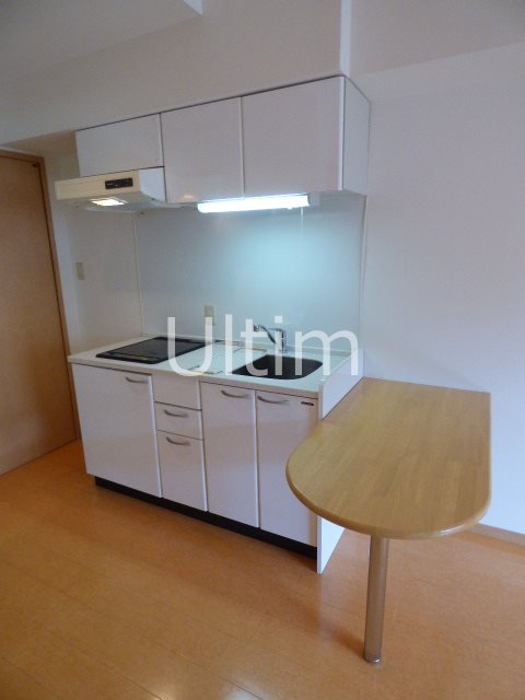 キッチン　別部屋のお写真です。ご参考までに！