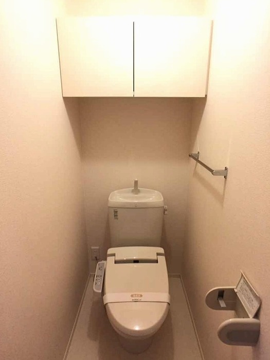 トイレ　温水洗浄暖房便座