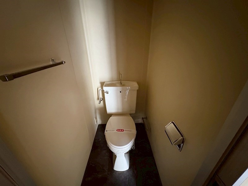 トイレ　別部屋参考画像