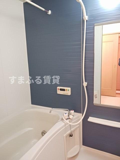 バス・シャワールーム　同仕様　同施工会社　風呂