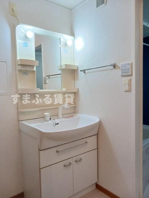 洗面設備　同仕様　同施工会社　洗面所