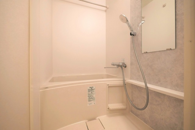バス・シャワールーム　ゆったり過ごせるお風呂です