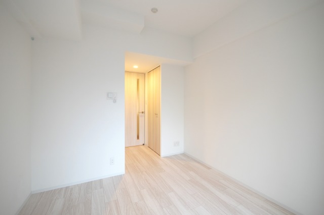 居室・リビング　こちらのリビングで趣味の時間をお楽しみください