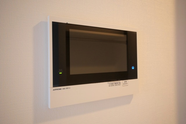 セキュリティ　モニター付きインターホンです