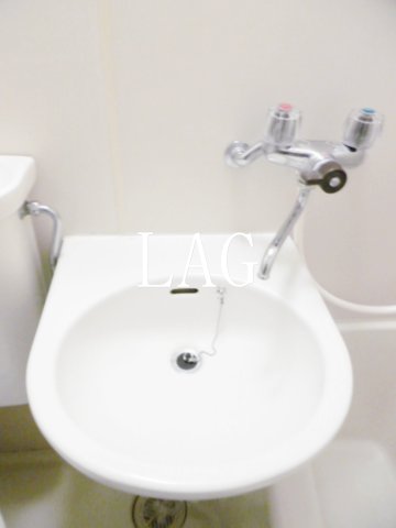 洗面設備　洗面台です。