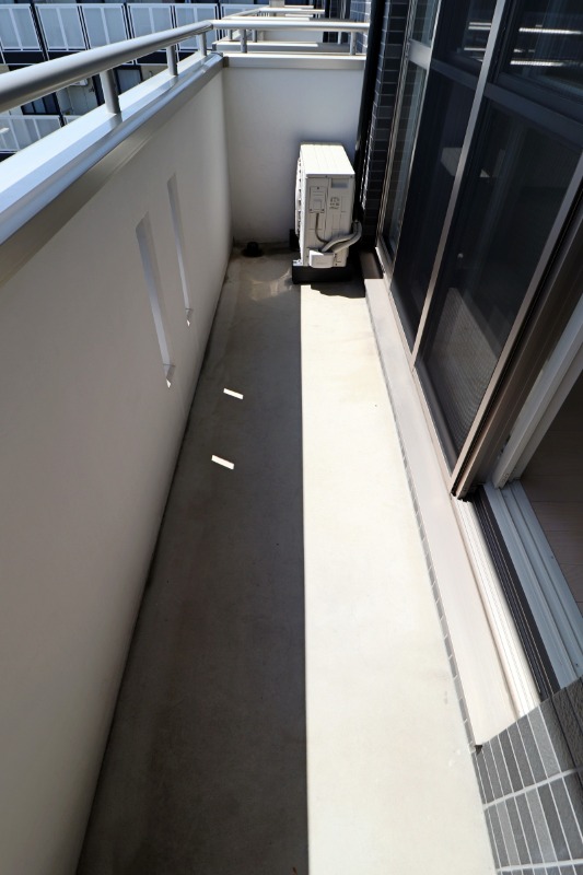 バルコニー　図面と現状に相違がある場合には現状を優先