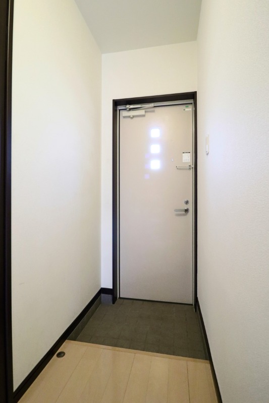 玄関　図面と現状に相違がある場合には現状を優先