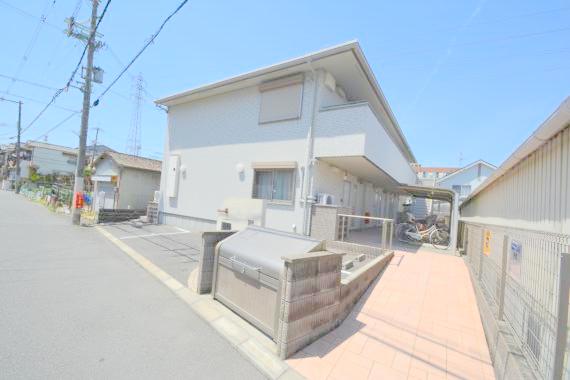 建物外観　綺麗な外観の素敵なお部屋があなたを待っています。