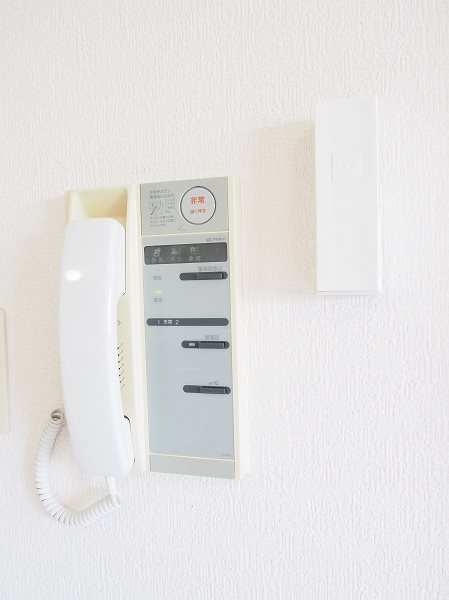 セキュリティ　安心のオートロック完備しております。