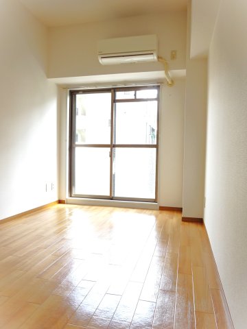 居室・リビング　＊イメージです／同タイプのお部屋です