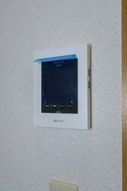 セキュリティ　【ＴＶモニタ付きインターフォン】※画像は１０３号室※
