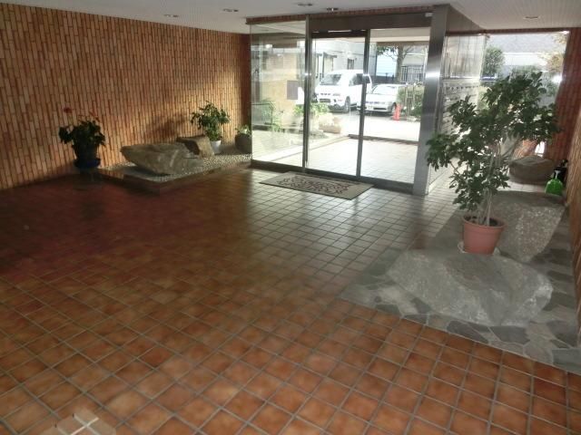 エントランス　綺麗なエントランス