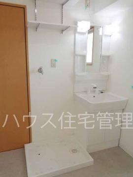 洗面設備　洗髪洗面化粧台