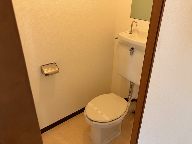 トモエマンションのトイレ写真