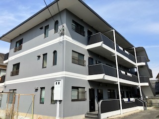トモエマンションの外観写真