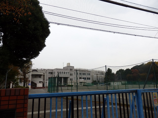 中学校　川崎市立宮内中学校（中学校）まで337m