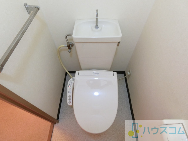 トイレ　シャワートイレ