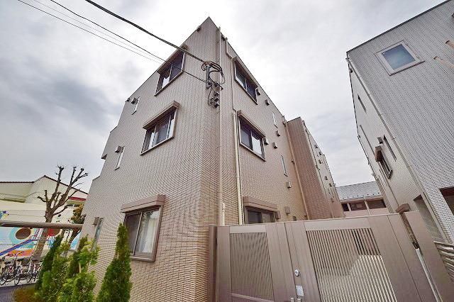 建物外観　★お部屋探しはタウンハウジング稲田堤店まで★