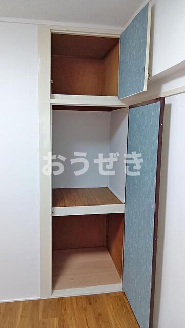 収納　?