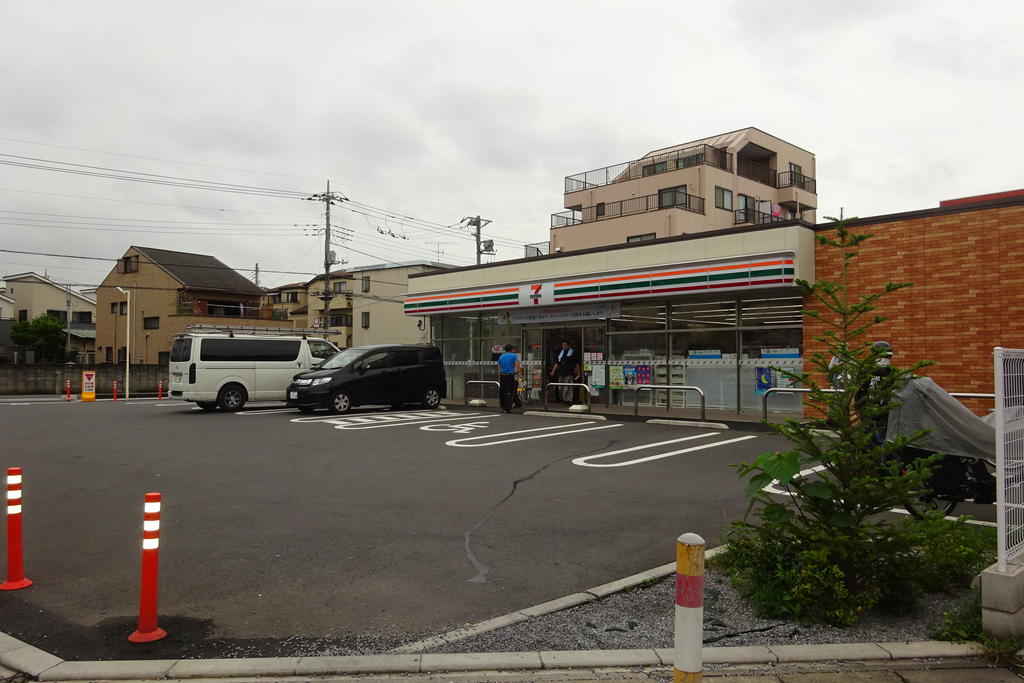 コンビニ　セブンイレブン川口芝塚原2丁目店（コンビニ）まで268m
