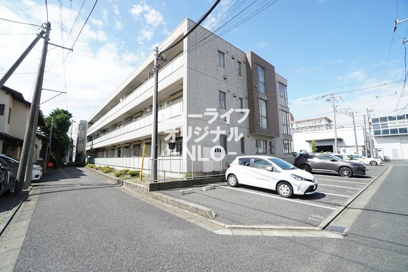 建物外観　高い耐震性能を備えた積水ハウス施工の賃貸マンションです。