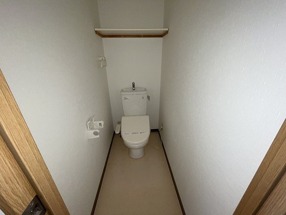 トイレ　※別部屋の写真です