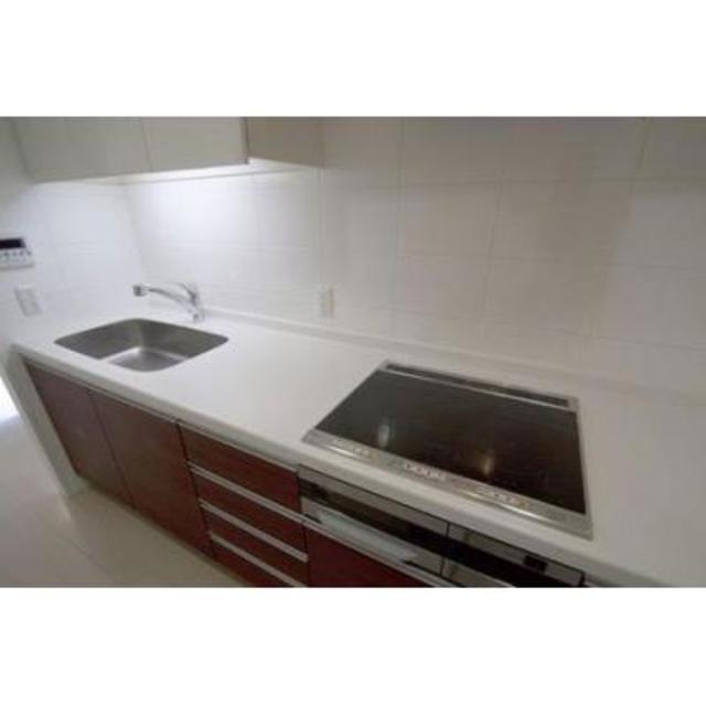 キッチン　※写真は同タイプ住戸です。