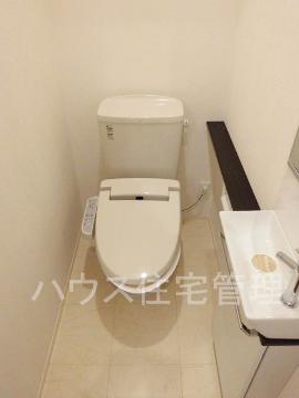 トイレ　シャワー付トイレ