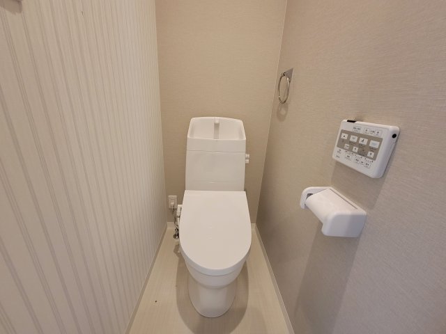 トイレ　シンプルで使いやすいトイレです