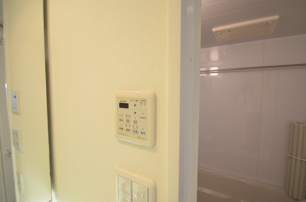 その他設備　給湯器