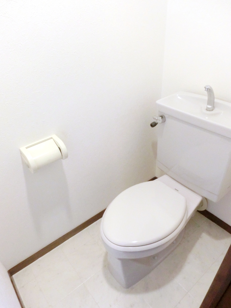 トイレ　※別部屋参考写真☆洋式トイレ☆