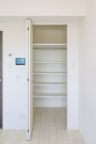 収納　別号室のものになります。現状優先。