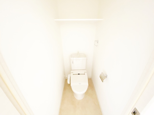 トイレ　温水洗浄便座トイレです！