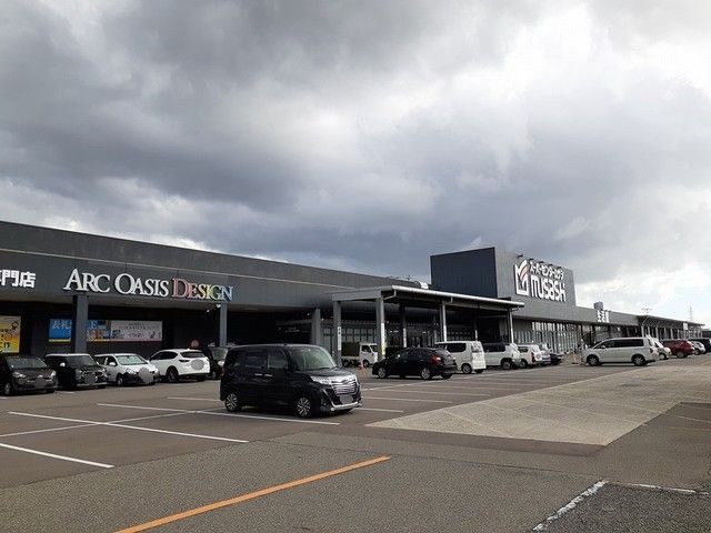 ホームセンター　スーパーセンタームサシ金沢店（ホームセンター）まで1131m