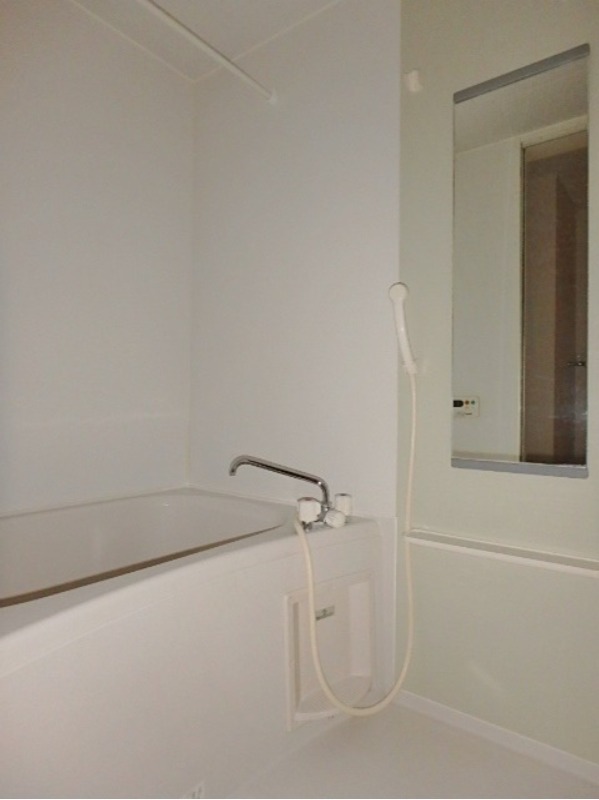 バス・シャワールーム　図面と現状に相違がある場合には現状を優先
