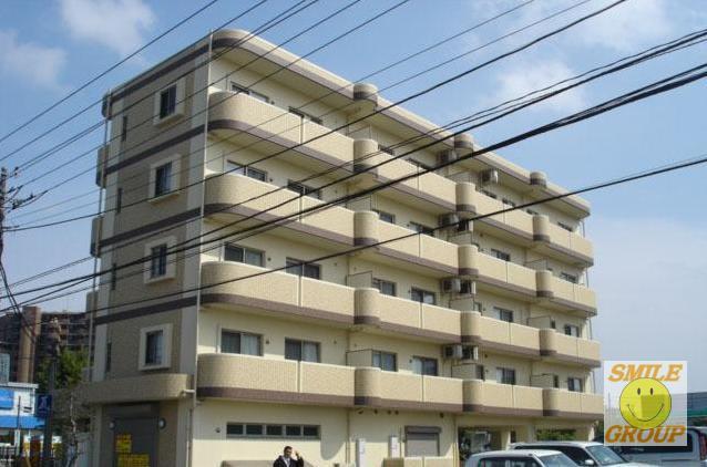 建物外観　日当たり良好。オートロック付きＲＣマンション。