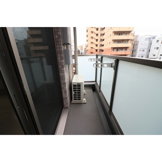 バルコニー　同タイプの上階のお部屋の写真です