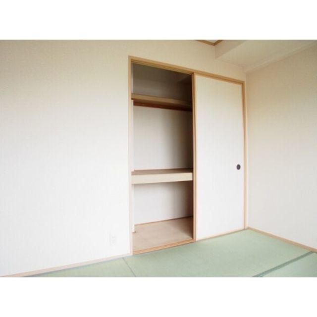 収納　【収納】※参考写真（間取り・設備等が異なる場合は現状を優先致