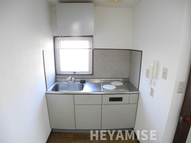 キッチン　※同間取りの別のお部屋の写真です※