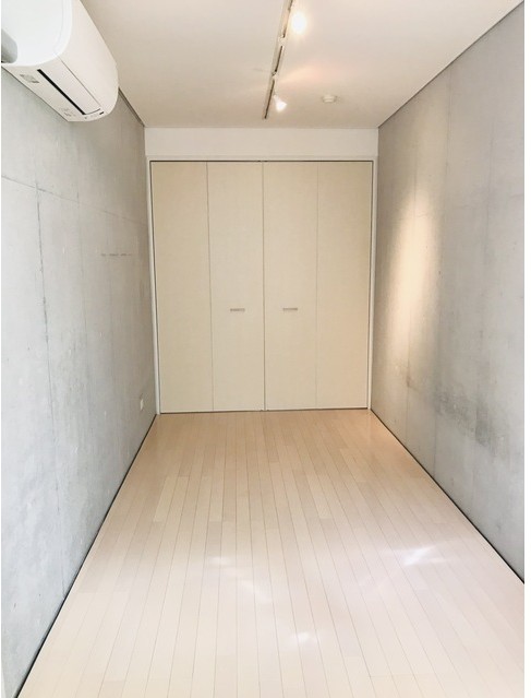 その他設備　室内エアコン付き♪