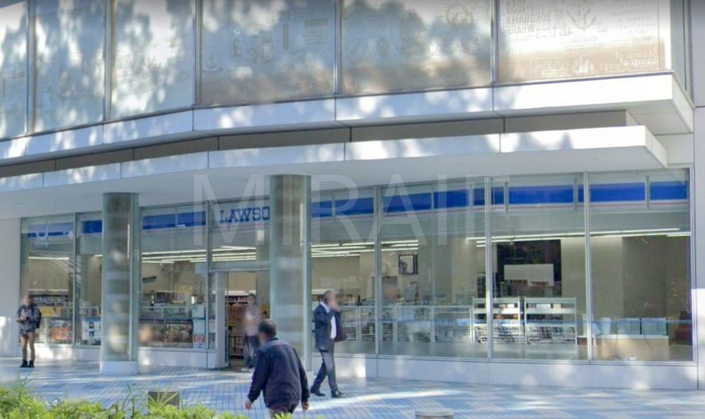 コンビニ　ローソンチサンホテル横浜伊勢佐木町店（コンビニ）まで780m