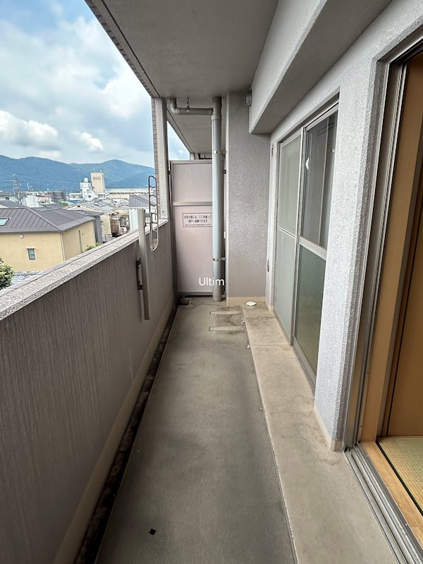 バルコニー　※別のお部屋の写真です