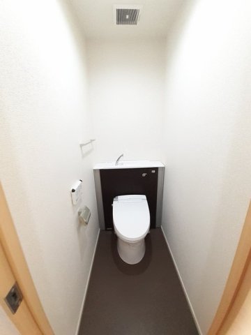トイレ　コンパクトで使いやすいトイレです